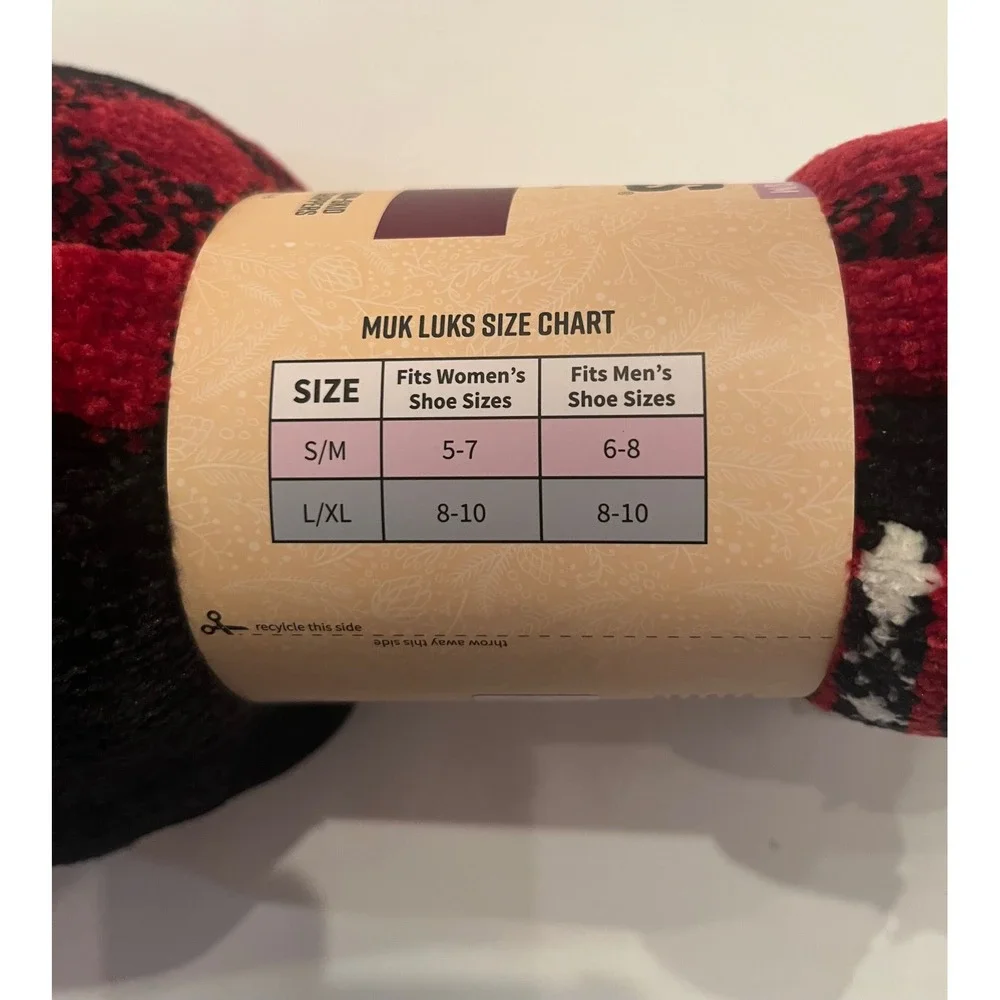 Muk Luks 2 Pair Cozy Cabin Socks Unisex Size S/M Recycled Material Non-Skid Grip